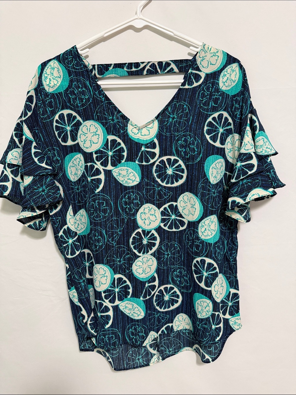 Apt. 9 Navy V-Neck Flutter Sleeve Blouse with Teal Citrus Print size M